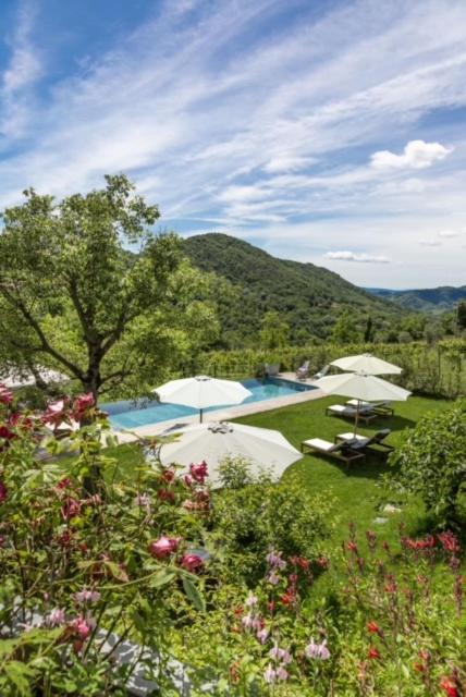 Casale Caldesora Agriboutique Bnb The Charme Vittorio Veneto Bagian luar foto